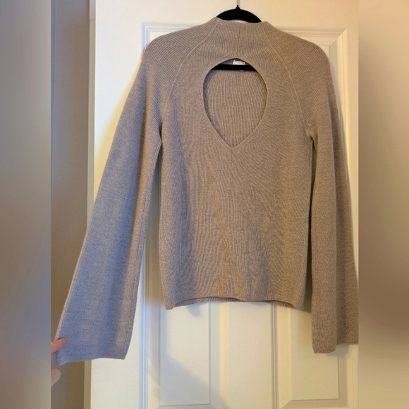 Banana Republic Merino Wool NWT Beige Sweater M - Picture 4 of 8